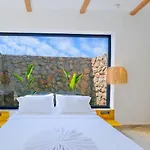 Mia Cara Villa *
